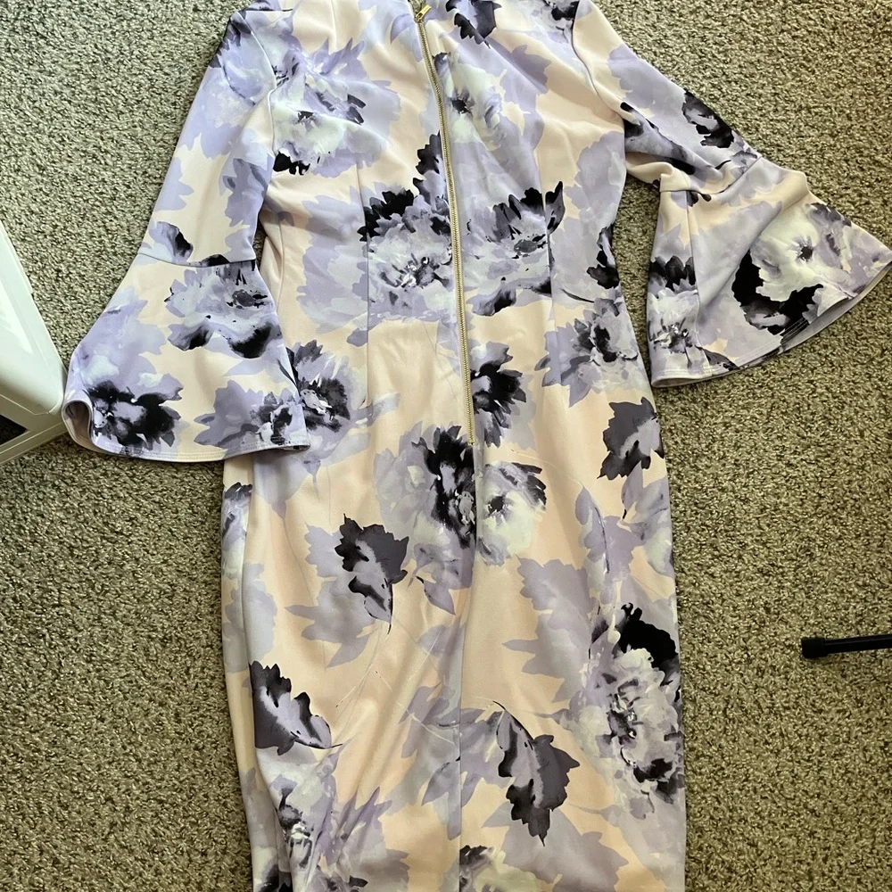 Calvin Klein Lavender Floral Midi Dress - Picture 3 of 3